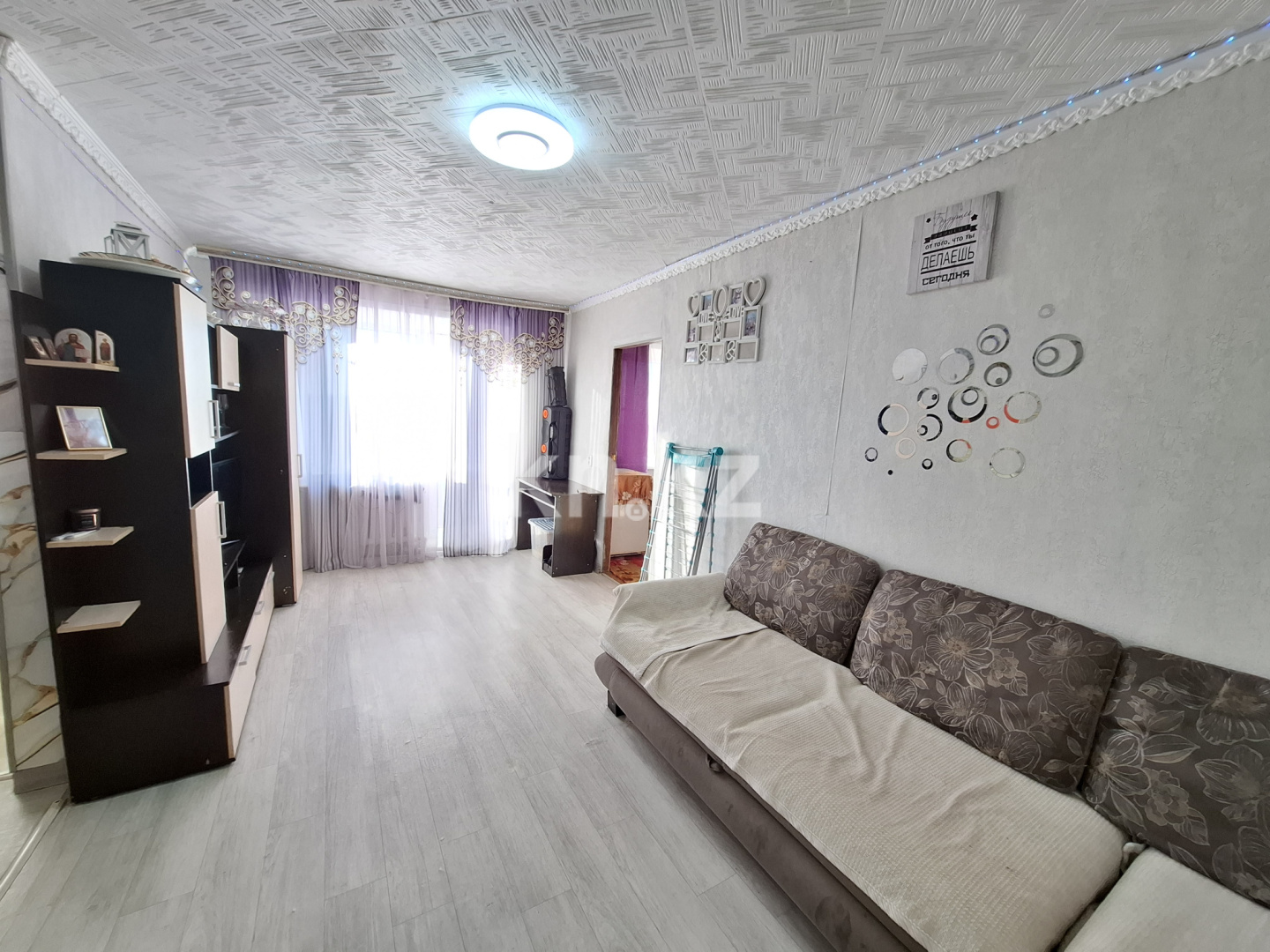 Продажа 2-комнатной квартиры, 42.6 м², 16-й мкр., дом  2а в Караганде