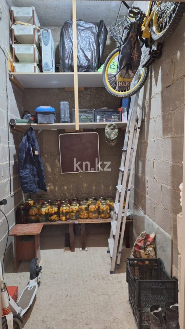 Продажа 3-комнатной квартиры, 80 м², ул. Ашимова, дом  21 в Караганде - фото 10