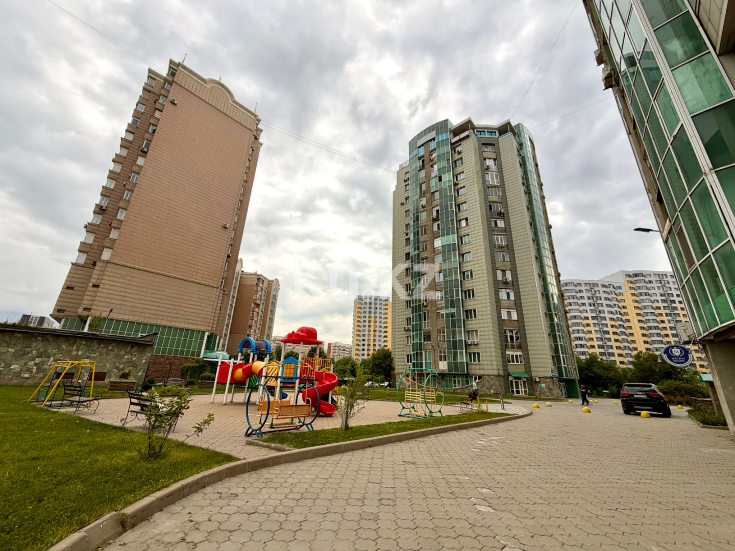 Продажа 4-комнатной квартиры, 138.6 м² в Алматы - фото 26