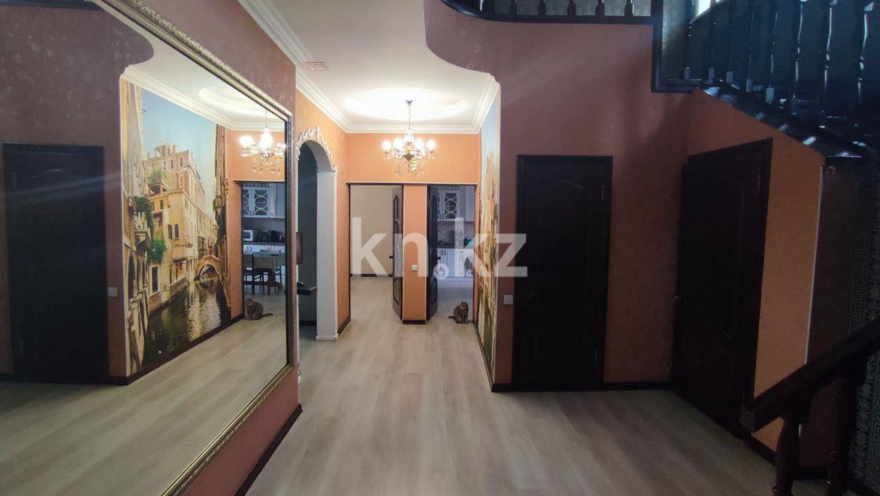 Продажа 6-комнатного дома, 200 м², ул. Четская в Караганде - фото 13