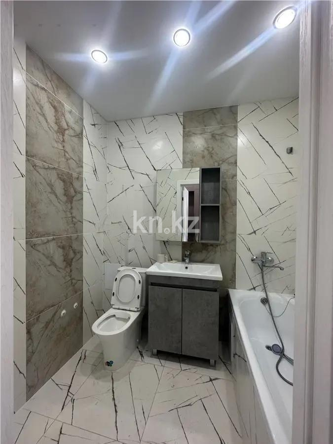 Продажа 1-комнатной квартиры, 31 м², пр. Аль-Фараби, дом  76 в Астане - фото 2