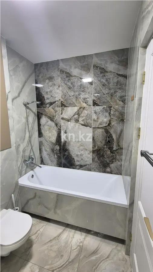 Продажа 4-комнатной квартиры, 102 м², пр. Абая, дом  164 в Алматы - фото 5