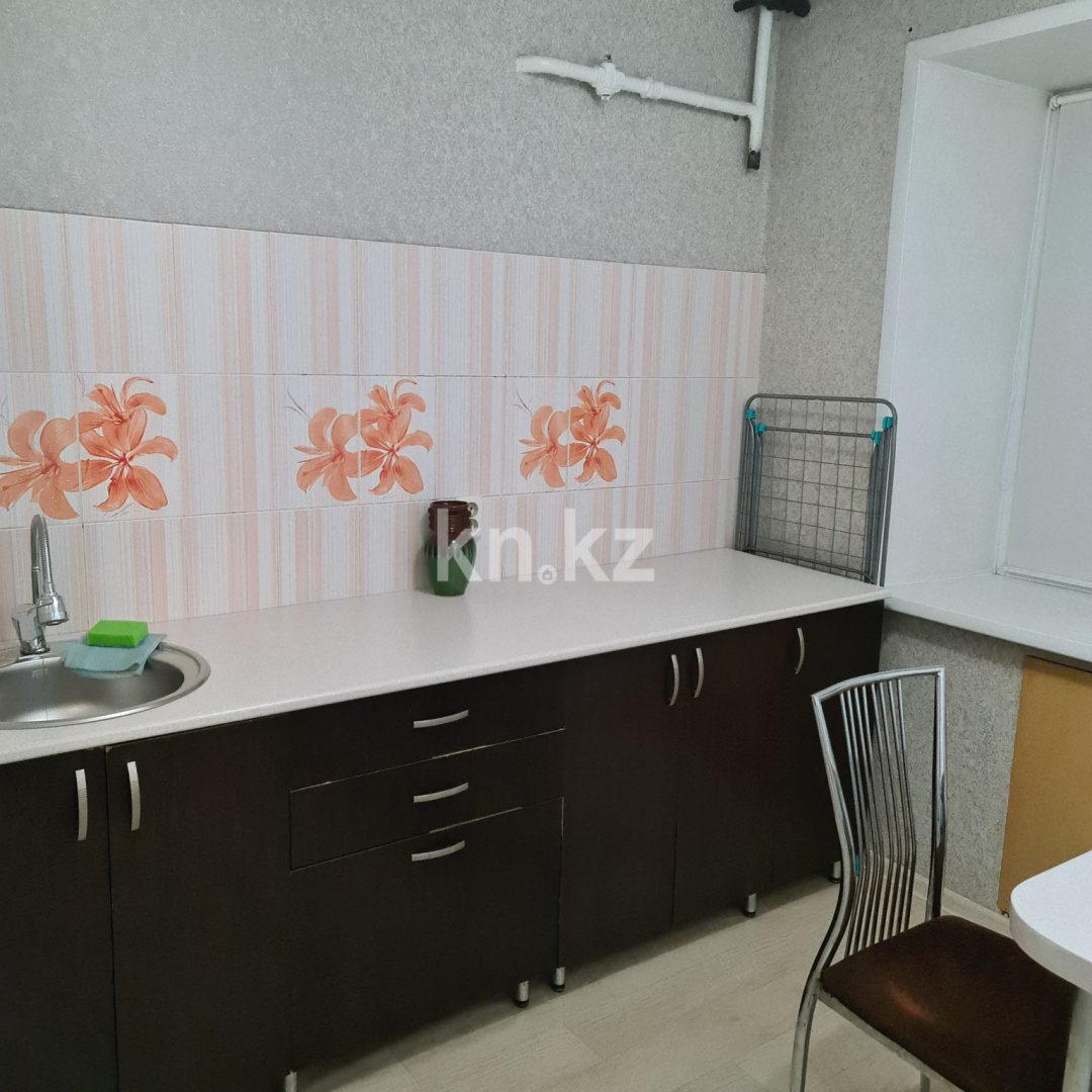 Аренда 1-комнатной квартиры посуточно, 35 м², пр. Бухар-жырау, дом  79/2 в Караганде - фото 3