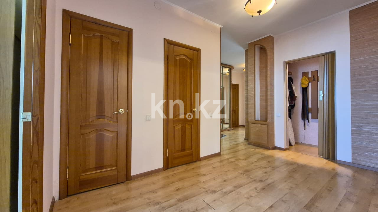 Продажа 4-комнатной квартиры, 123 м², мкр-н Сарыарка, дом  39 в Атырау - фото 13