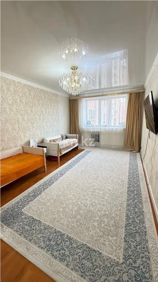 Продажа 3-комнатной квартиры, 90 м², ул. Кумисбекова, дом  8 в Астане