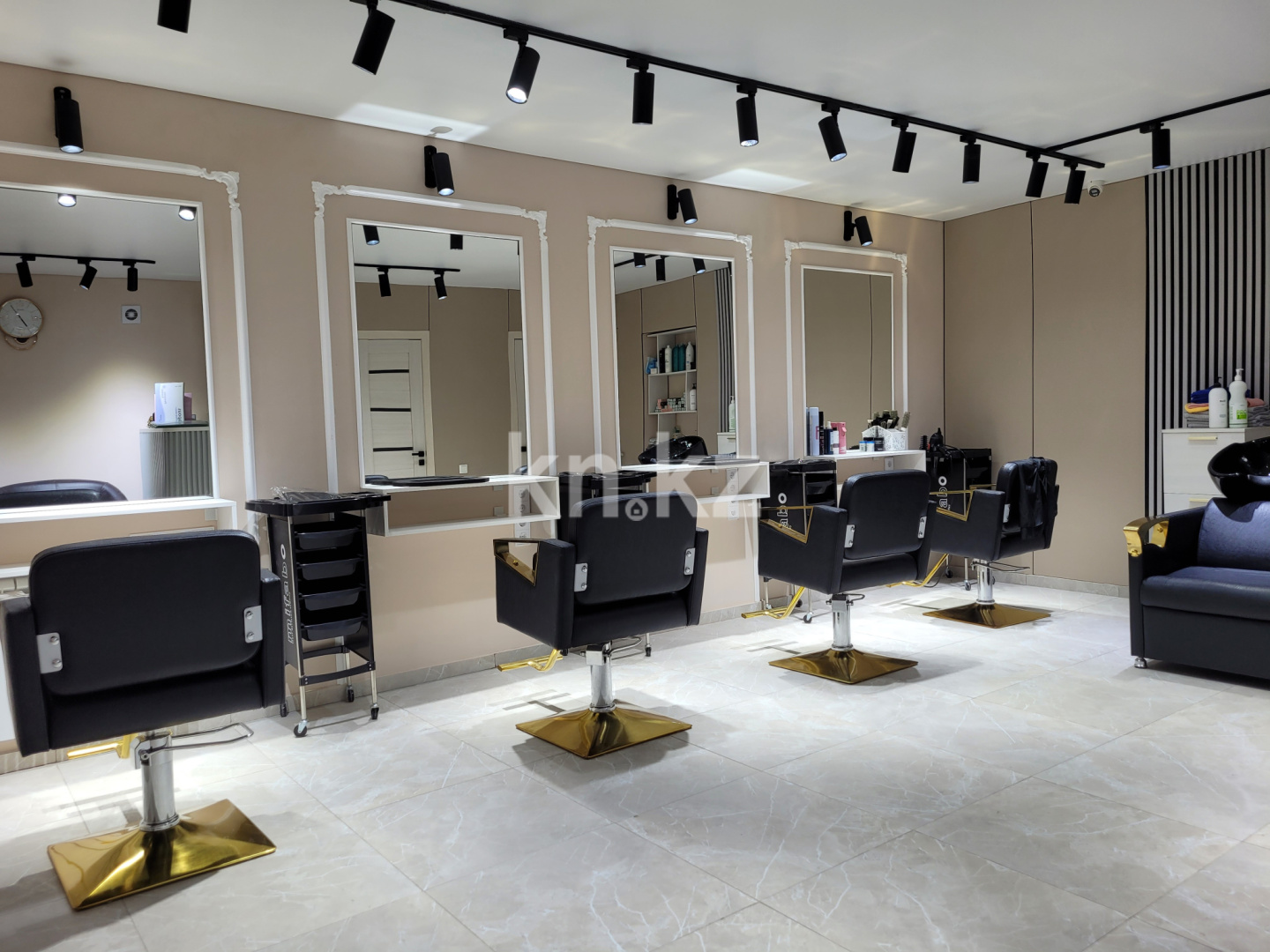 Продажа , 48.4 м², ул. Затаевича (Зональная) в Караганде