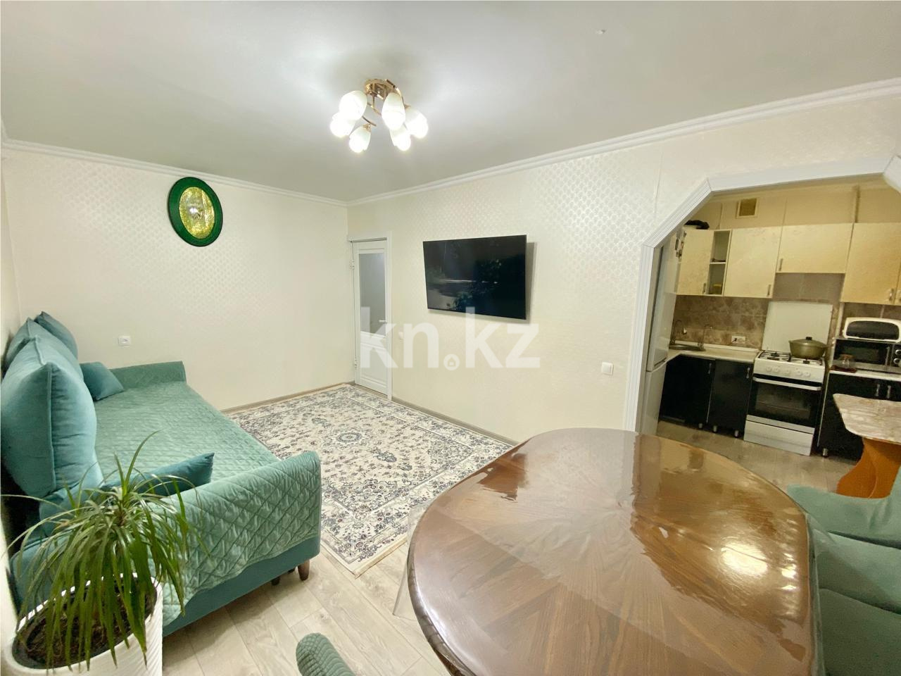 Продажа 4-комнатной квартиры, 76 м², ул. Университетская, дом  17/2 в Караганде - фото 4