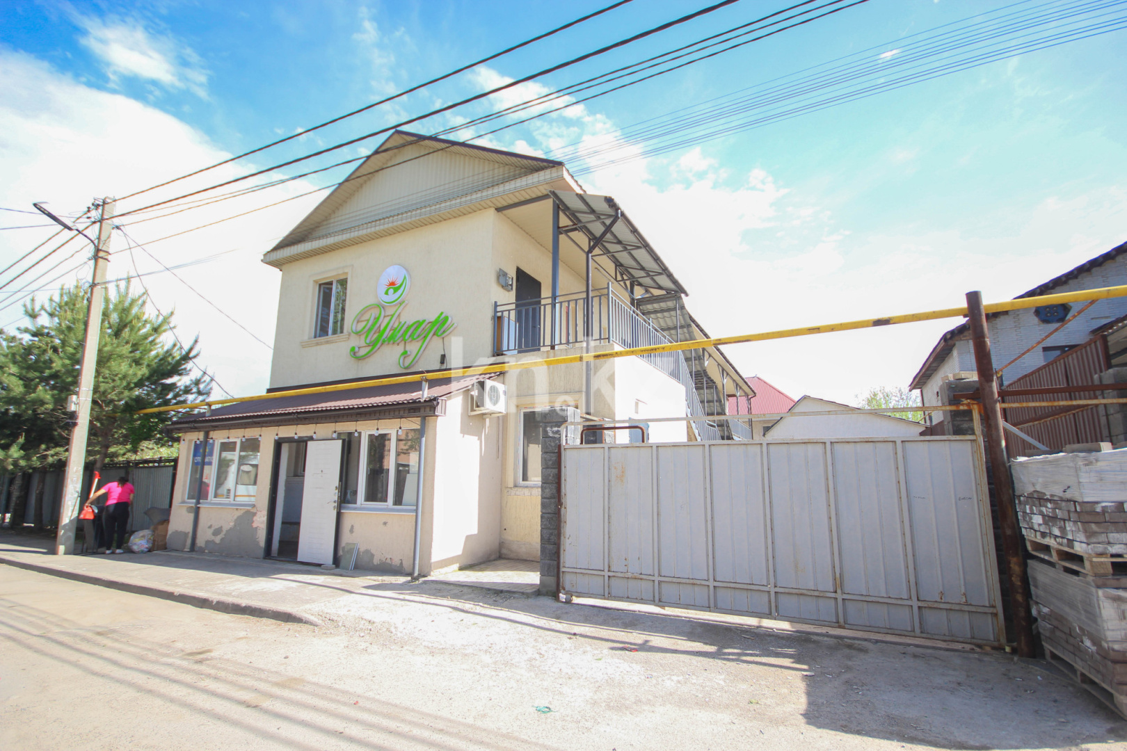 Продажа , 285 м², ул. Сапиева в Алматы - фото 3