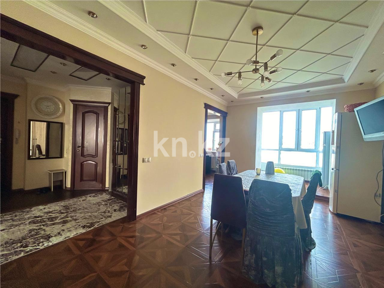 Продажа 4-комнатной квартиры, 148 м², ул. Бараева в Астане - фото 8