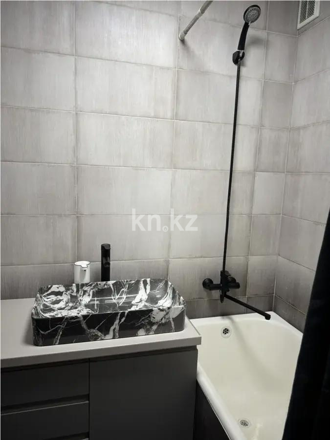 Продажа 4-комнатной квартиры, 80 м², ул. Ермекова, дом  83 в Караганде - фото 4