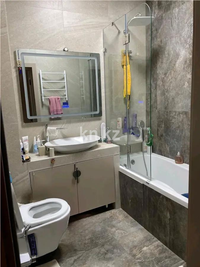 Продажа 4-комнатной квартиры, 112 м², ул. Токпанова, дом  22 в Астане - фото 6