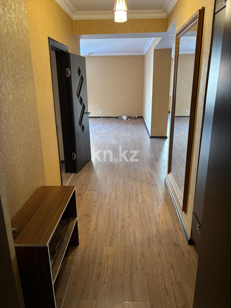 Продажа 5-комнатной квартиры, 215.8 м² в Астане - фото 5