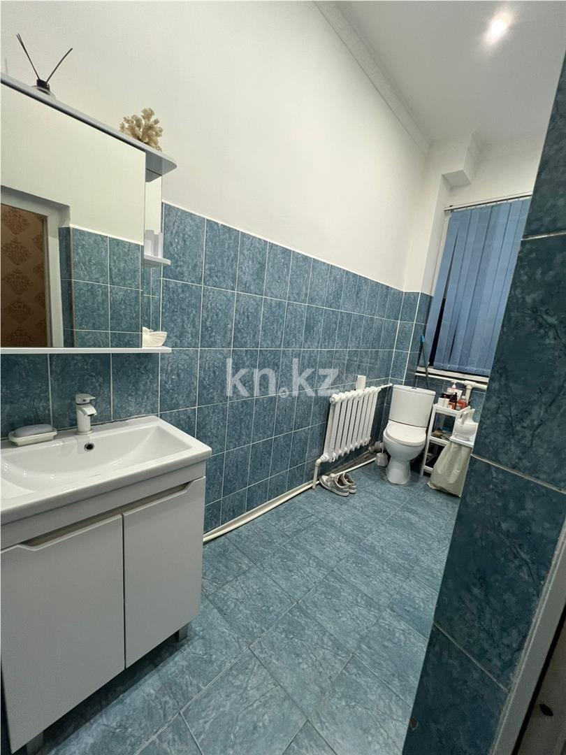 Продажа 3-комнатной квартиры, 60 м², ул. Нефтебаза в Караганде - фото 12