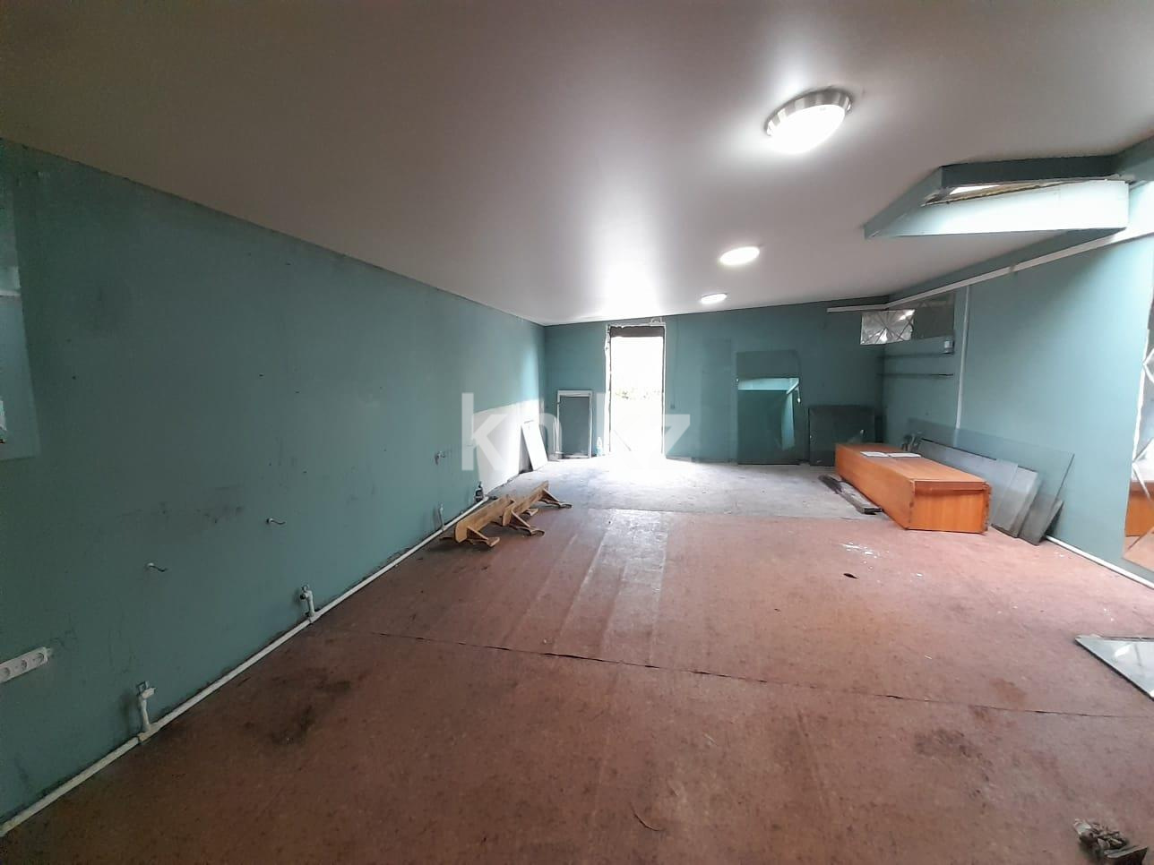 Продажа 4-комнатной квартиры, 96 м², ул. Степная, дом  1а в Караганде - фото 15