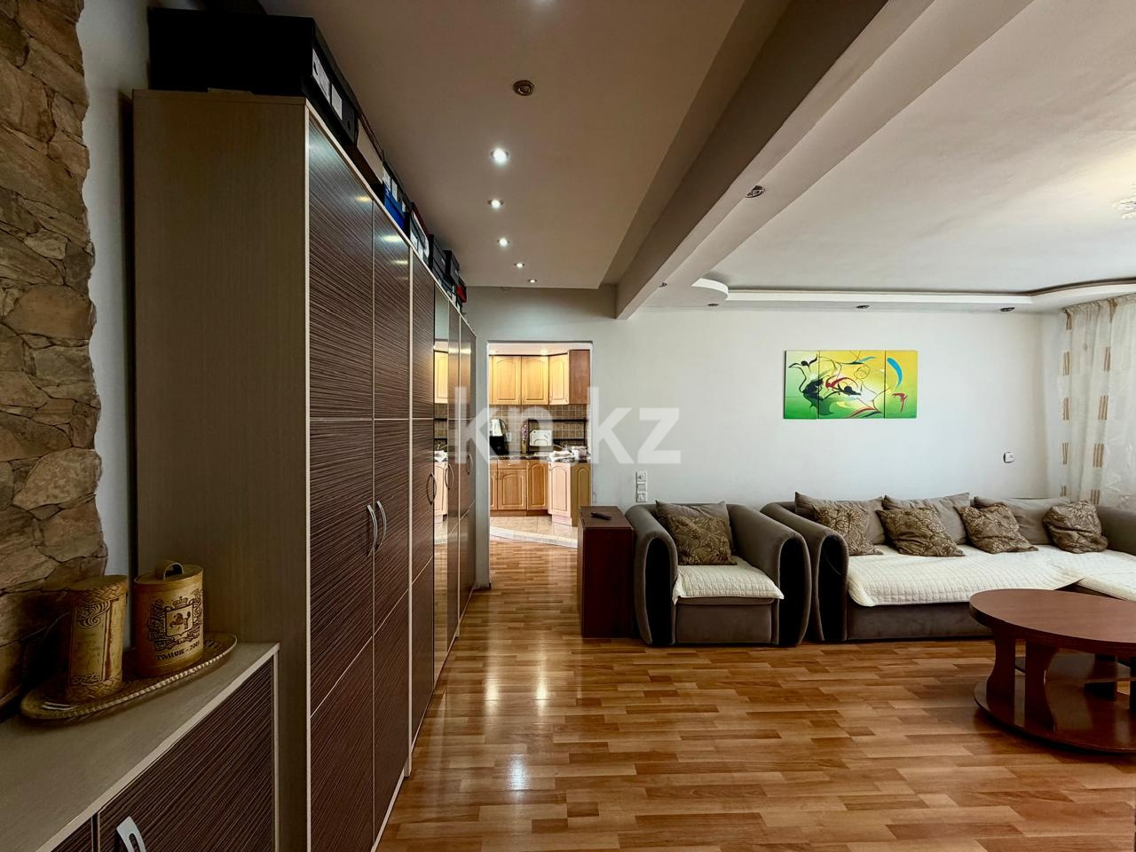 Продажа 4-комнатной квартиры, 76 м² в Караганде - фото 8