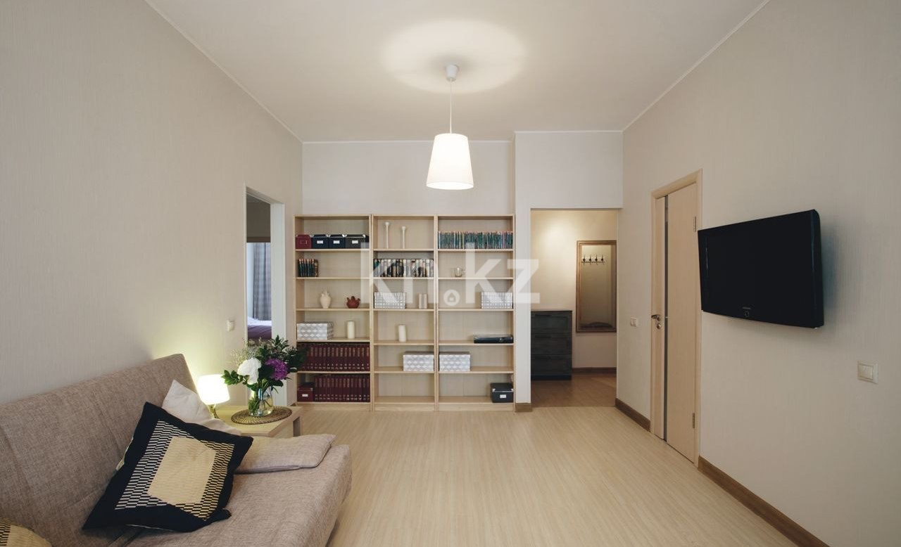 Аренда 1-комнатной квартиры, 37 м² в Астане