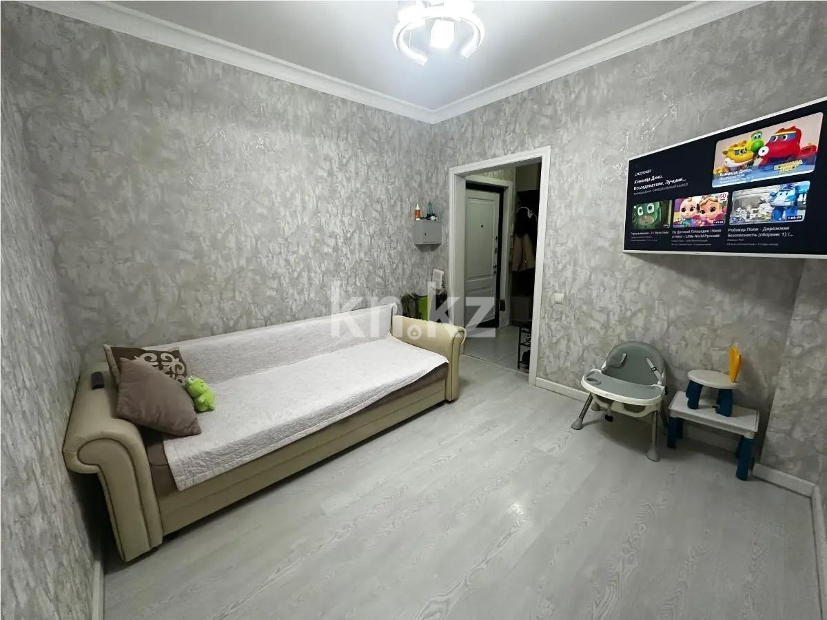 Продажа 2-комнатной квартиры, 98 м², пр. Шахтеров, дом  23 в Караганде - фото 2