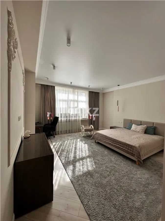 Продажа 5-комнатной квартиры, 210 м², мкр-н Мирас, дом  128 в Алматы - фото 3