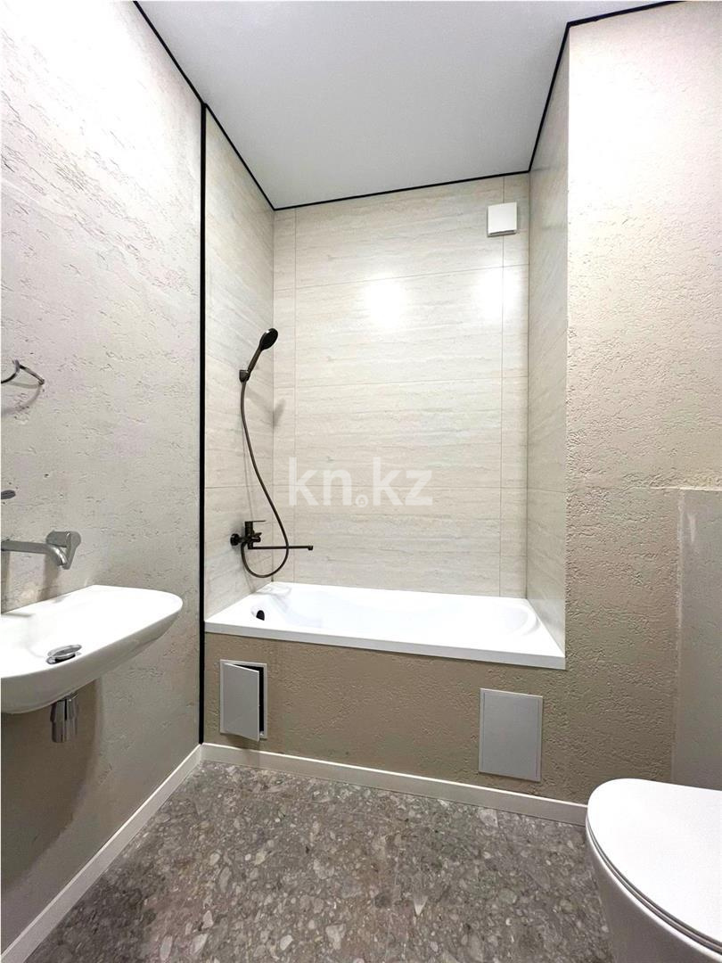 Продажа 2-комнатной квартиры, 64 м², 137 учетный квартал в Караганде - фото 12