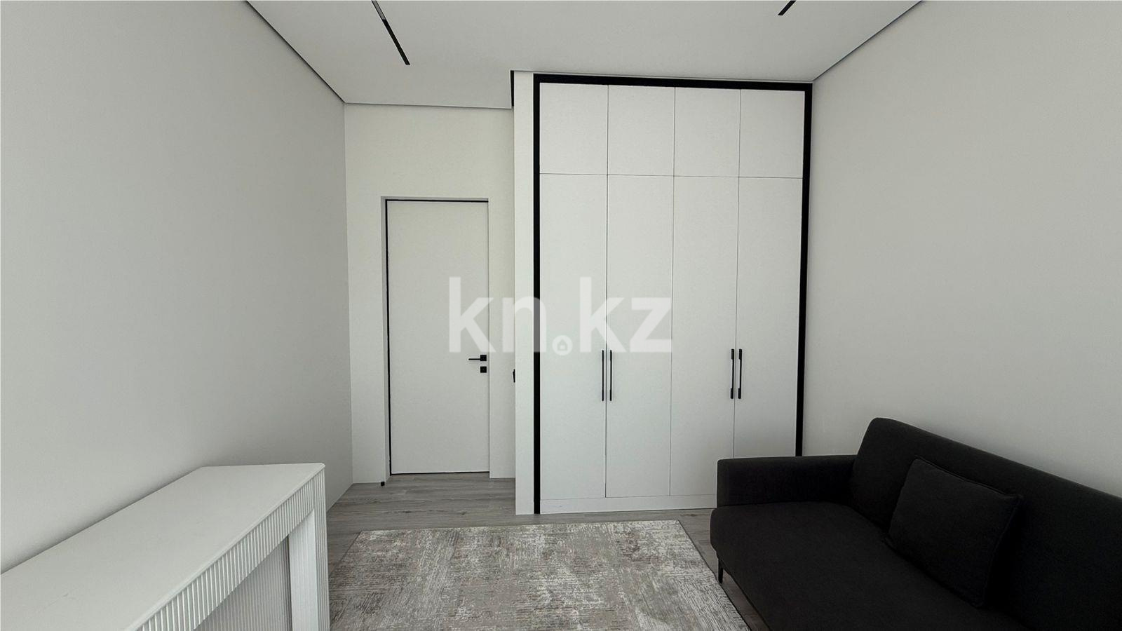 Продажа 3-комнатной квартиры, 103 м², ул. Керей, Жанибек хандар в Астане - фото 5