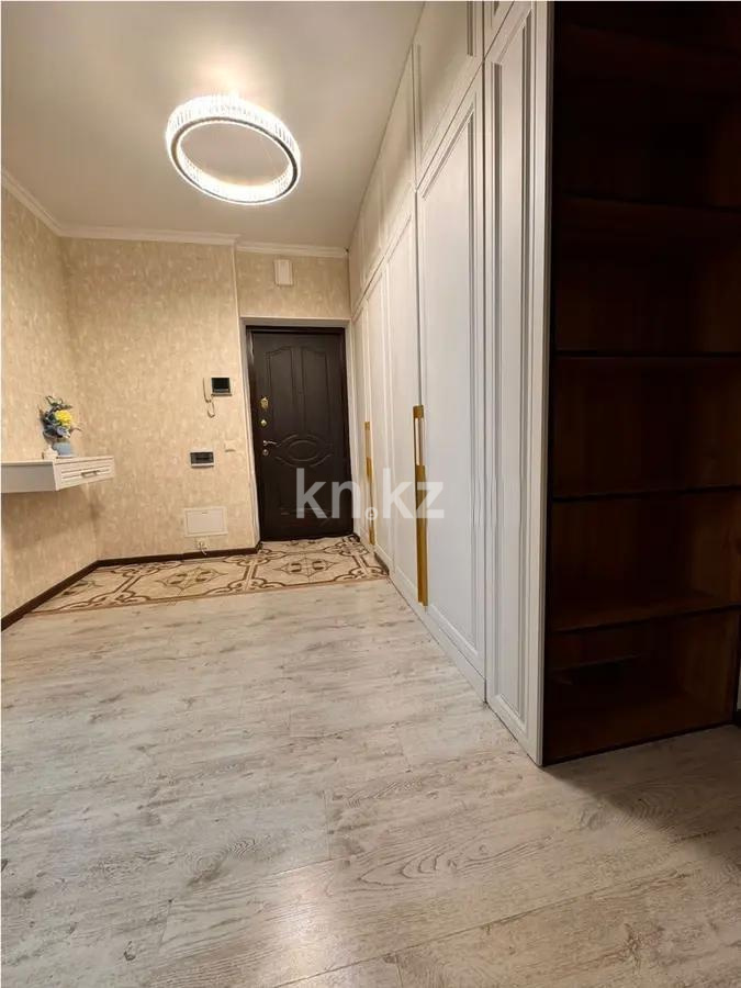 Продажа 3-комнатной квартиры, 130 м², пр. Тауелсыздык, дом  34/1 в Астане - фото 6