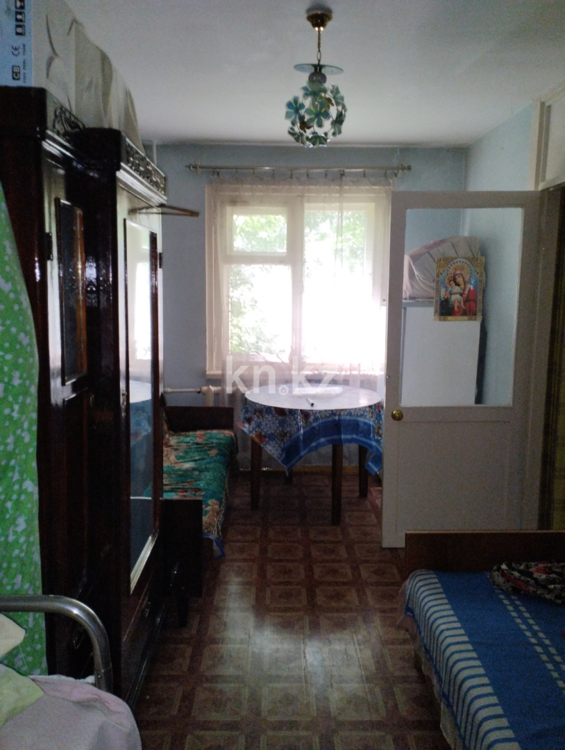 Продажа 2-комнатной квартиры, 47 м², мкр-н 12, дом  34 в Караганде - фото 3