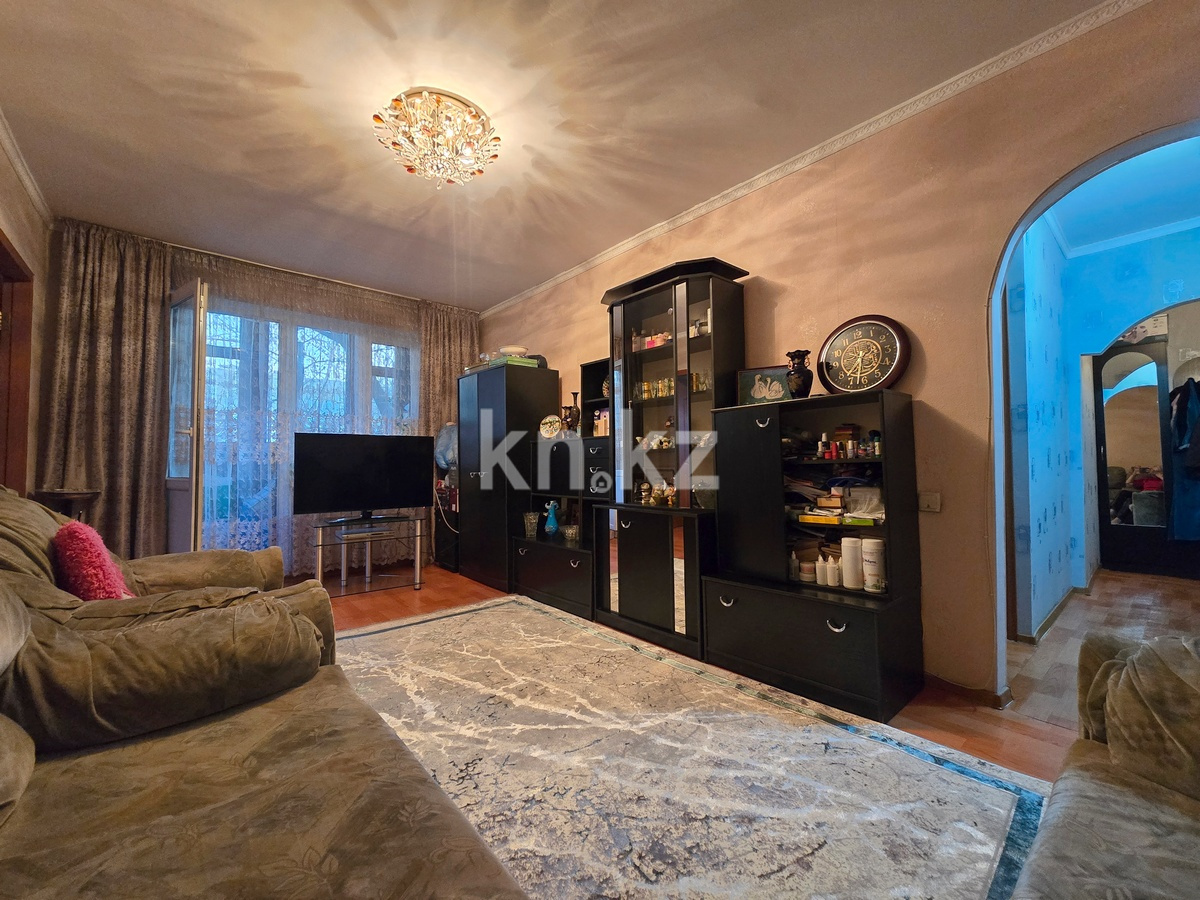 Продажа 2-комнатной квартиры, 43 м², мкр-н Аксай-2, дом  3 в Алматы - фото 9