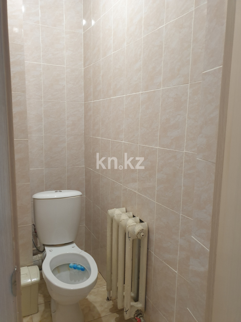 Продажа 2-комнатной квартиры, 64 м², ул. Айтматова в Астане - фото 8