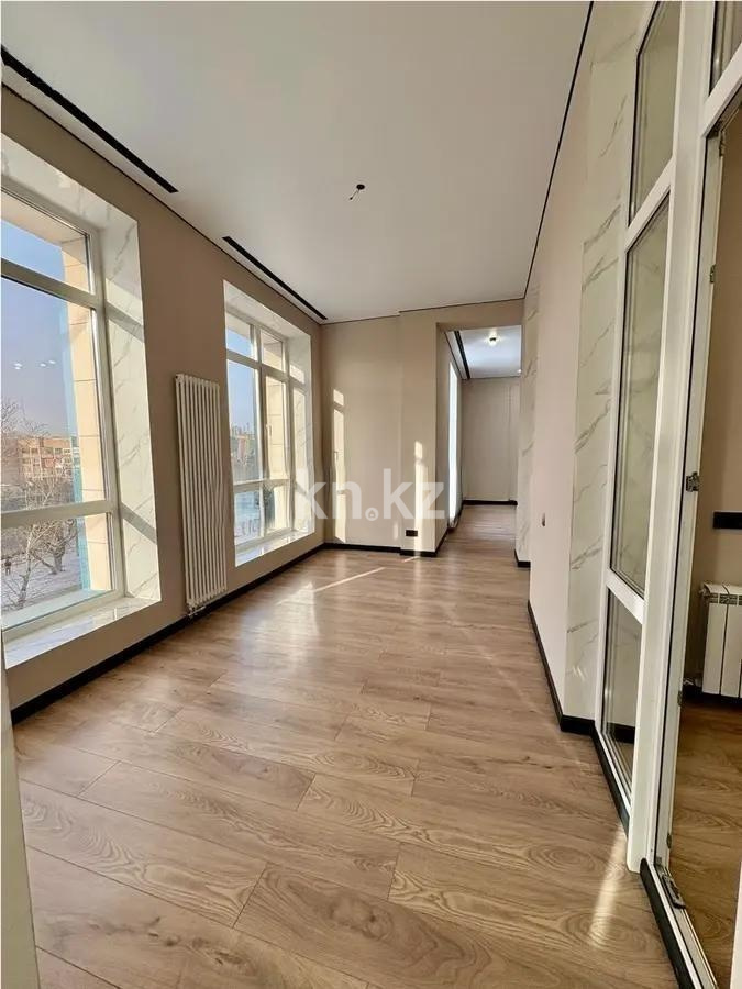 Продажа 4-комнатной квартиры, 135 м² в Караганде - фото 4