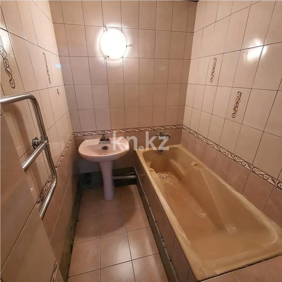 Продажа 4-комнатной квартиры, 98.4 м² в Алматы - фото 6