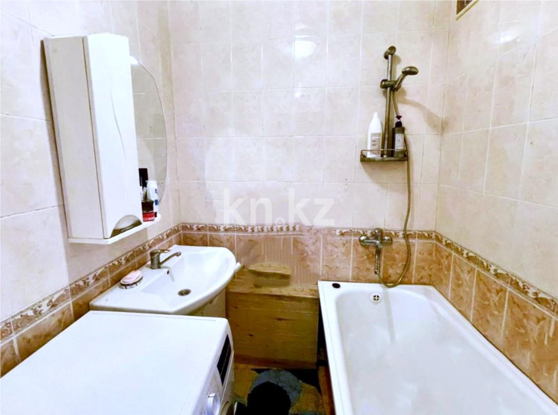 Продажа 4-комнатной квартиры, 88 м², мкр-н Степной-2 в Караганде - фото 9