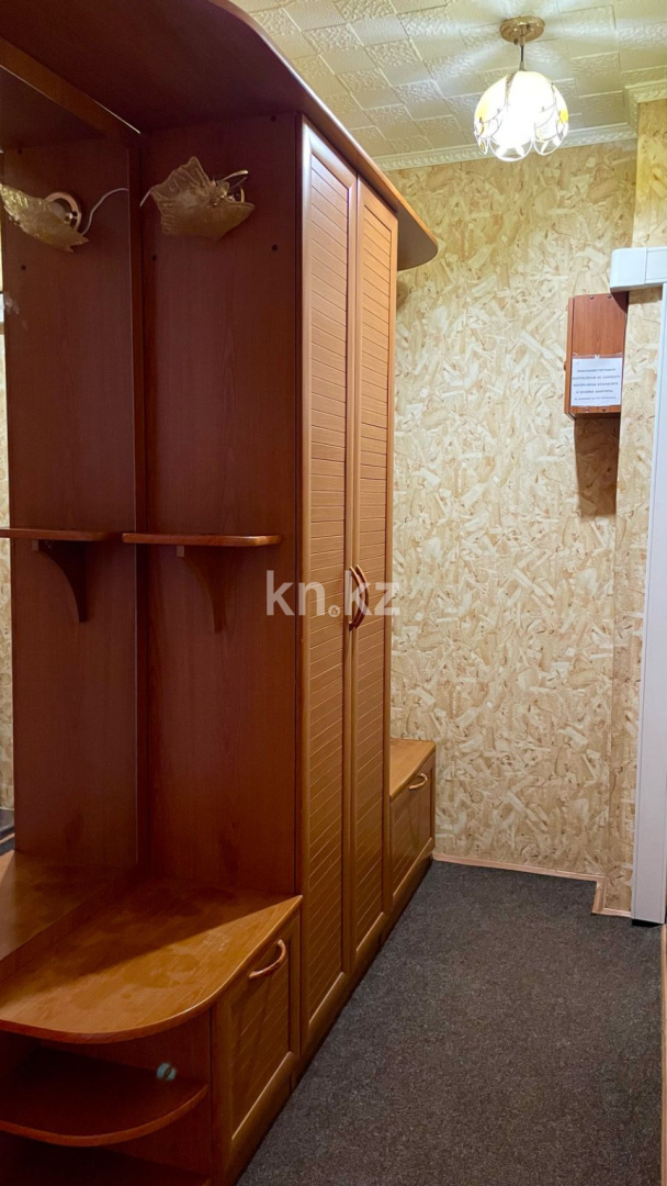 Аренда 1-комнатной квартиры посуточно, 32 м², Бектурова, дом  25 в Павлодаре - фото 10
