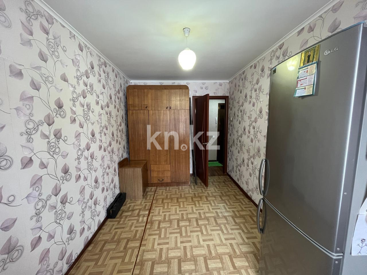 Продажа 3-комнатной квартиры, 56 м², мкр-н 12 в Караганде - фото 5