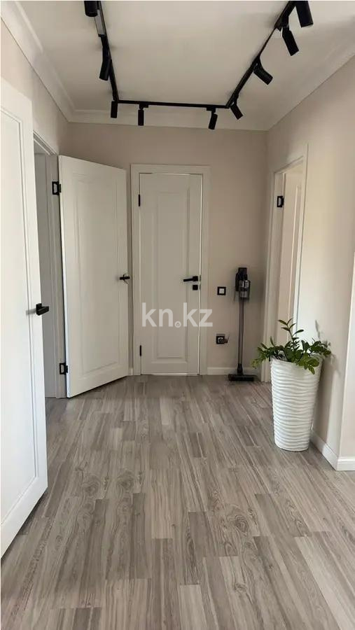 Продажа 3-комнатной квартиры, 73.6 м² в Астане - фото 4