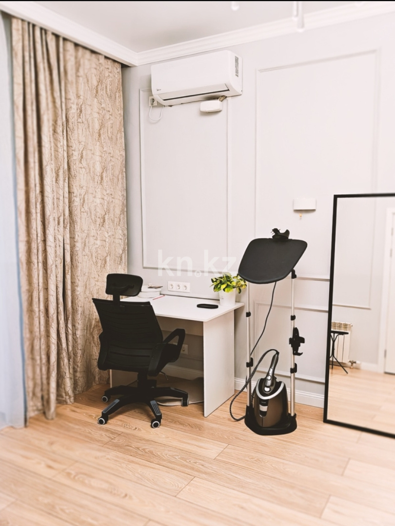 Аренда 1-комнатной квартиры посуточно, 48 м², ул. Аль-Фараби в Астане - фото 3