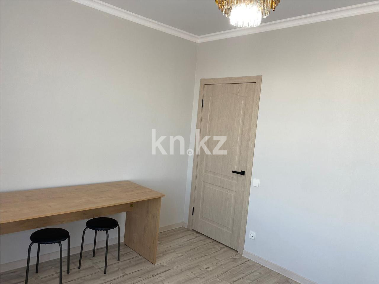 Продажа 1-комнатной квартиры, 38 м², ул. Нажимеденова в Астане - фото 5