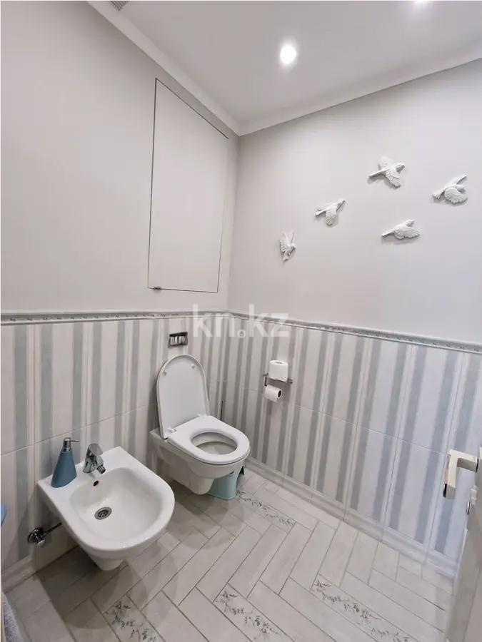 Продажа 4-комнатной квартиры, 106 м², ул. Кекилбайулы, дом  270/2 в Алматы - фото 3