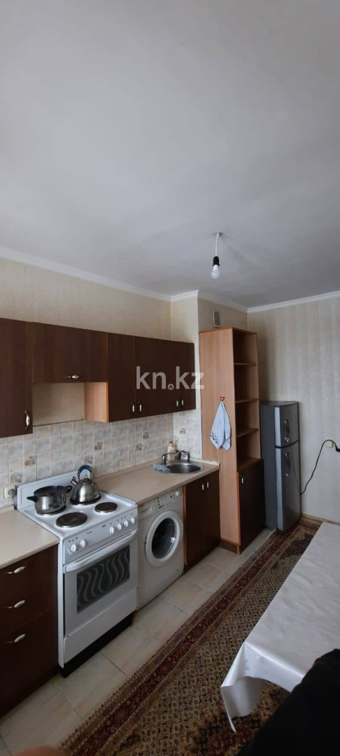 Аренда 1-комнатной квартиры, 38 м² в Астане