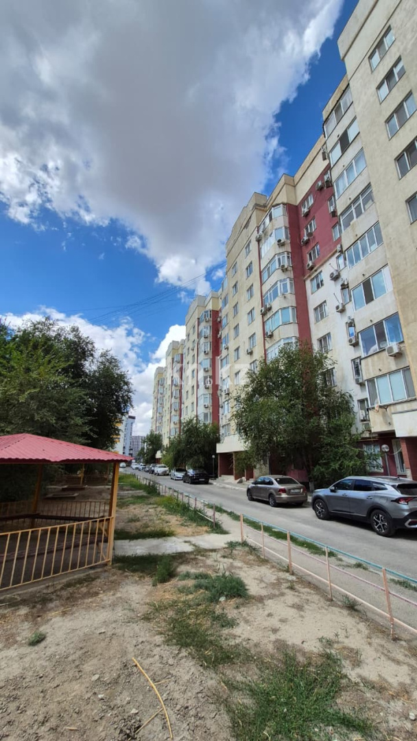 Продажа 4-комнатной квартиры, 123 м², мкр-н Сарыарка, дом  39 в Атырау - фото 6