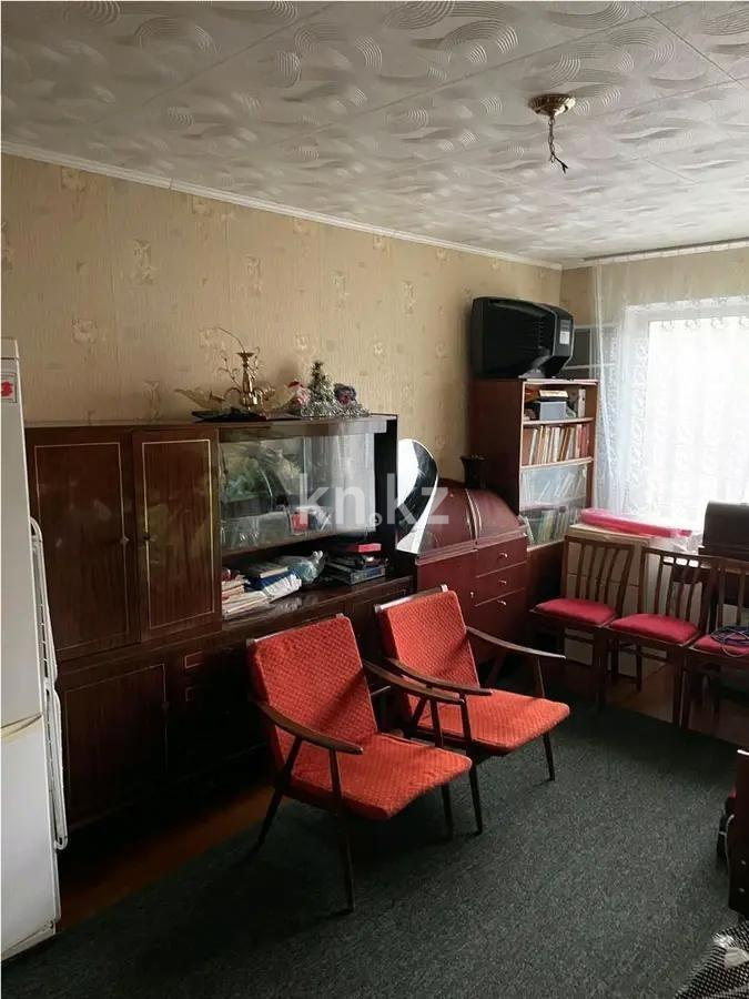 Продажа 3-комнатной квартиры, 62 м², пр. Строителей, дом  17 в Караганде - фото 3