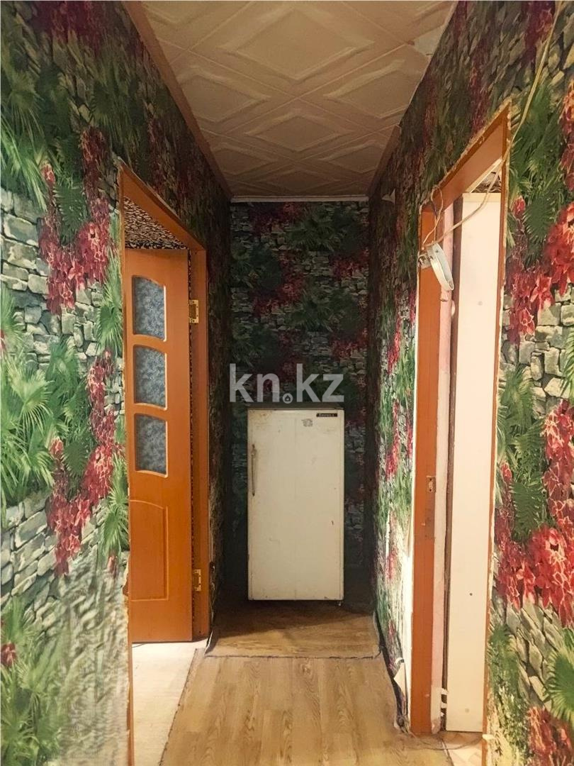 Продажа 2-комнатной квартиры, 43 м², мкр-н 18, дом  18 в Караганде - фото 7
