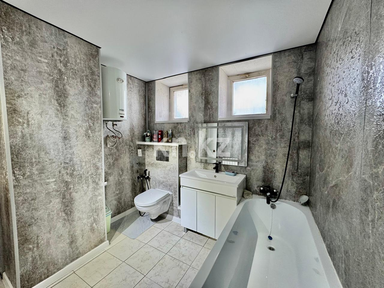 Продажа 4-комнатного дома, 137 м², ул. Айнакол в Астане - фото 25