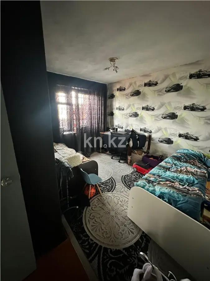 Продажа 4-комнатной квартиры, 70 м², пр. Н. Абдирова, дом  19 в Караганде - фото 2