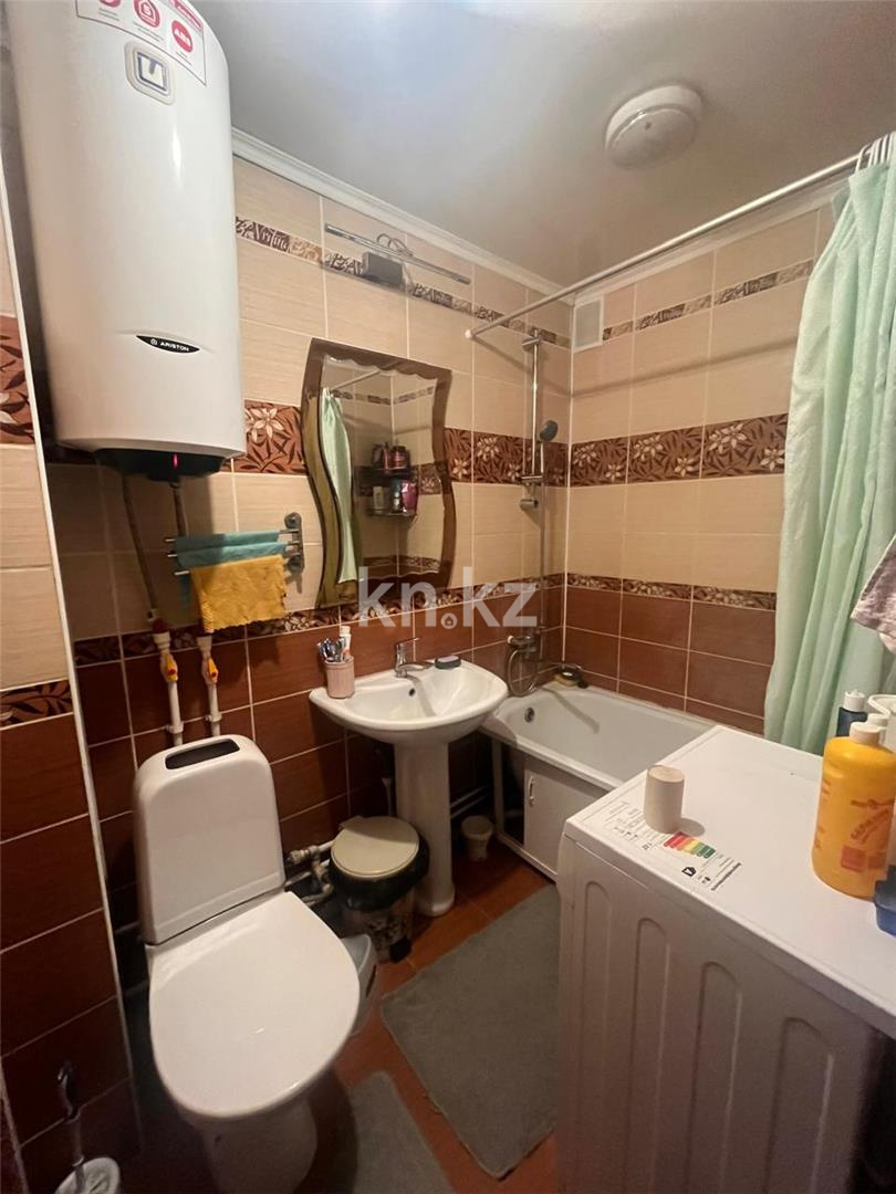 Продажа 3-комнатной квартиры, 69 м², ул. Университетская, дом  29 в Караганде - фото 13