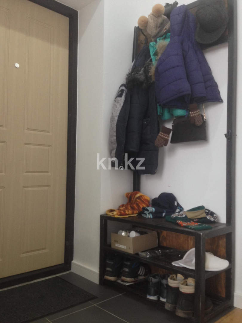 Продажа 3-комнатной квартиры, 56 м², ул. Таттимбета, дом  5б в Караганде - фото 3