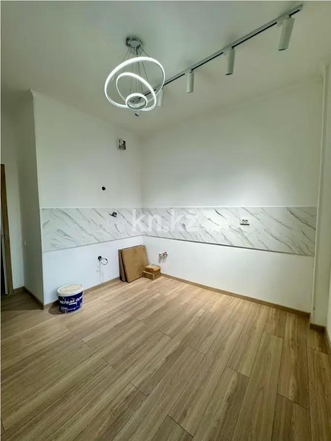 Продажа 1-комнатной квартиры, 38 м², мкр-н 20, дом  46/3 в Алматы - фото 2