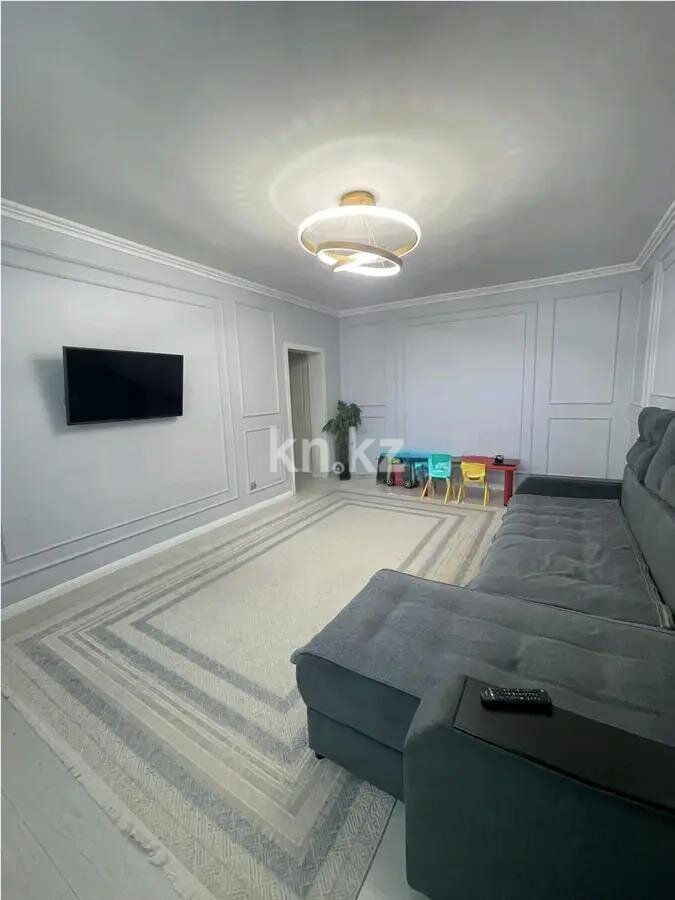Продажа 2-комнатной квартиры, 61.2 м² в Алматы
