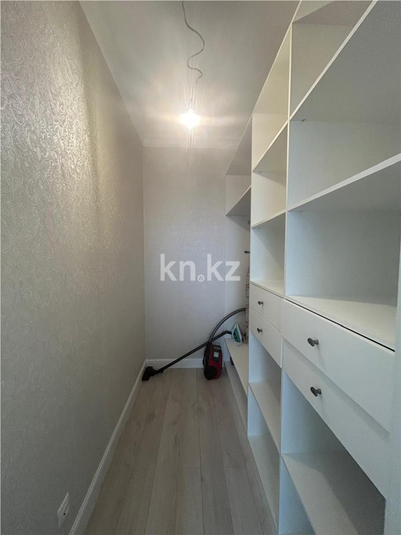 Продажа 2-комнатной квартиры, 68 м², ул. Керей, Жанибек хандар в Астане - фото 6