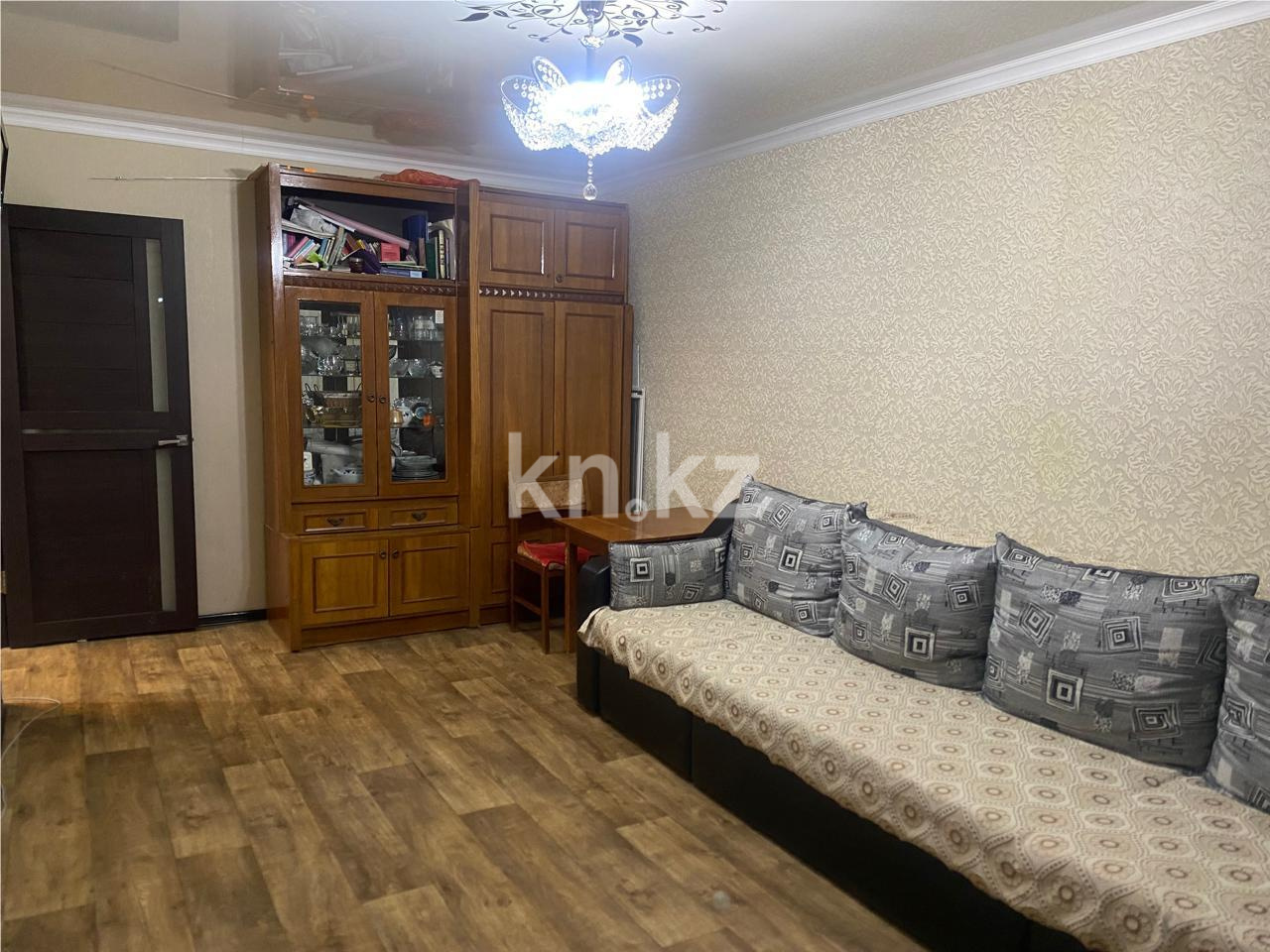 Продажа 3-комнатной квартиры, 62 м², 17-й мкр., дом  55 в Караганде - фото 2