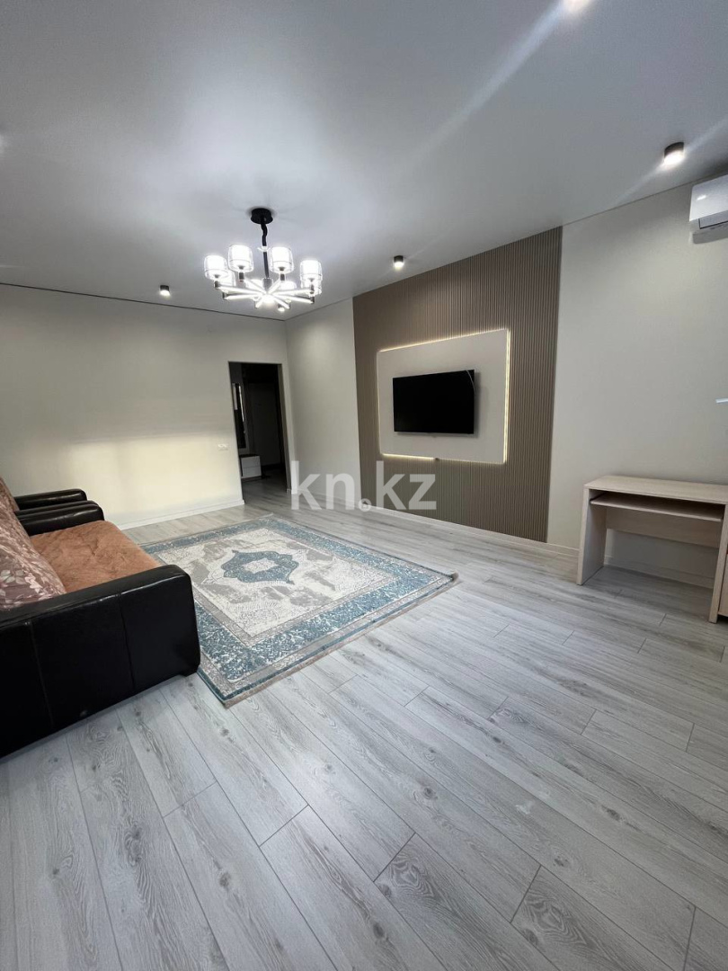 Аренда 1-комнатной квартиры, 60 м², ул. Толстого, дом  74 в Костанае - фото 11